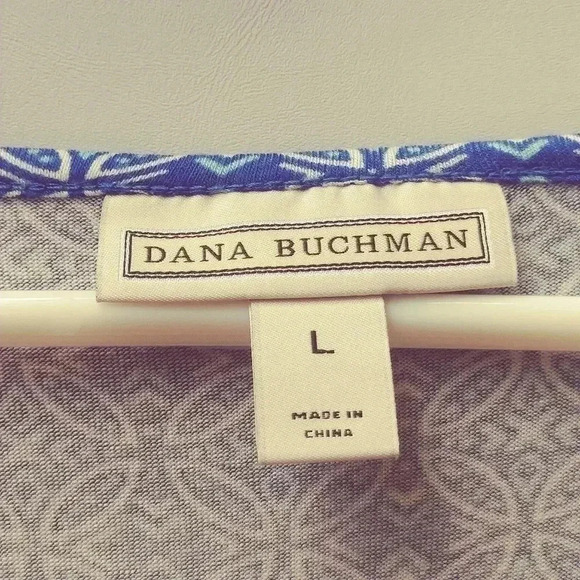 💝Dana Buchman light blue and white Lg Top - Picture 3 of 7